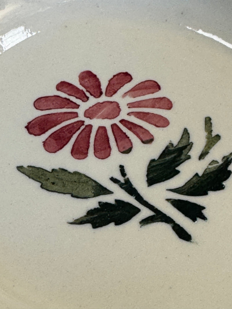 Plato Manises Rosa Relieve