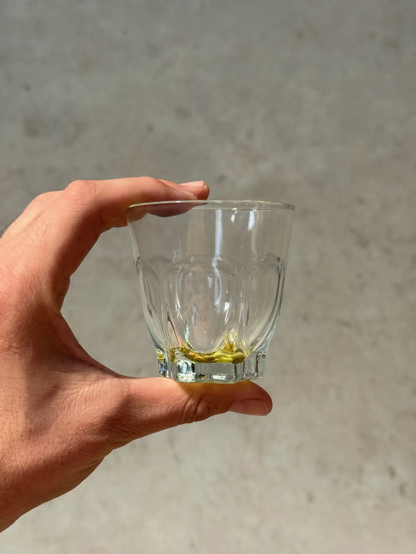 Vaso Fondo Estrella Amarillo Vino