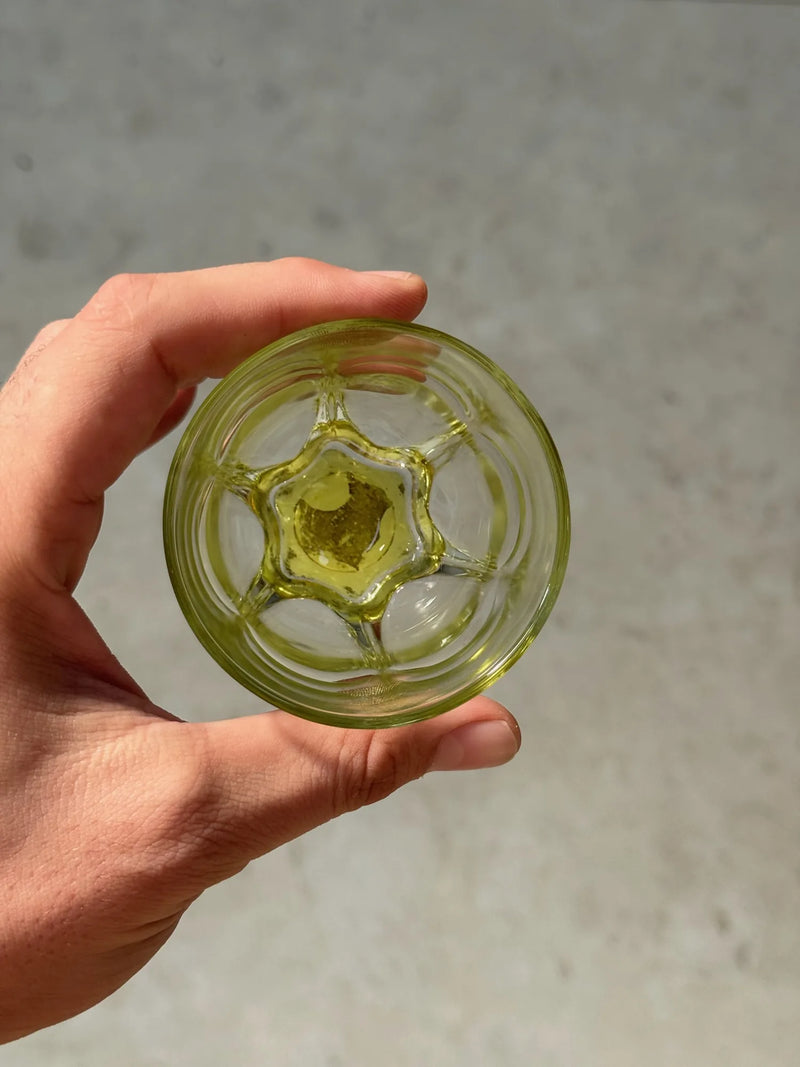 Vaso Fondo Estrella Amarillo Vino